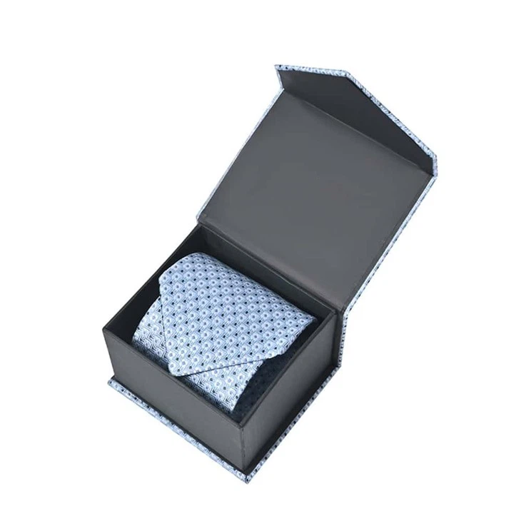 YiLi Light Blue Polka Dot Men's Tie - Gift Box